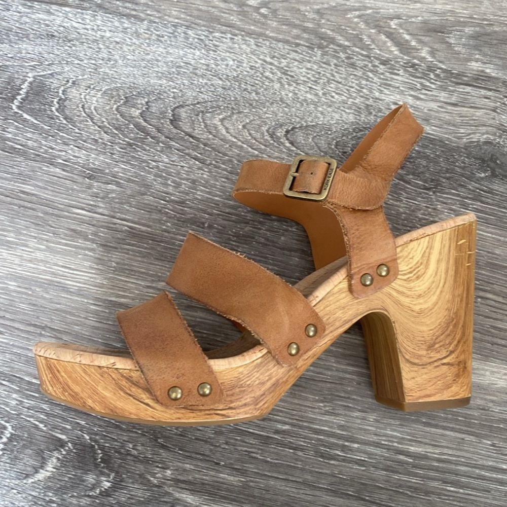 Kork-Ease Tan Leather Platform Sandals Sz 10 Straps Boho Coastal Beach Vacation - Picture 2 of 12